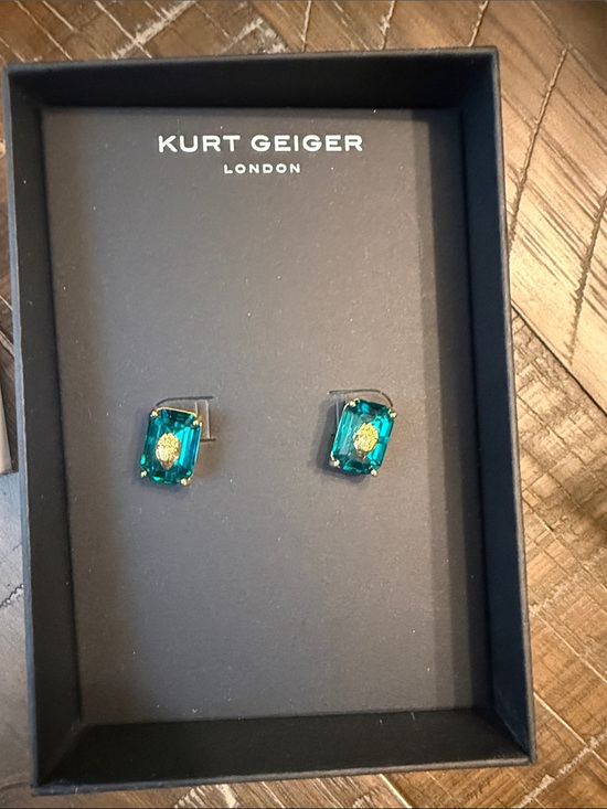Kurt Geiger Jewelry - Kurt Geiger Emerald-Teal Rectangular Crystal Studs